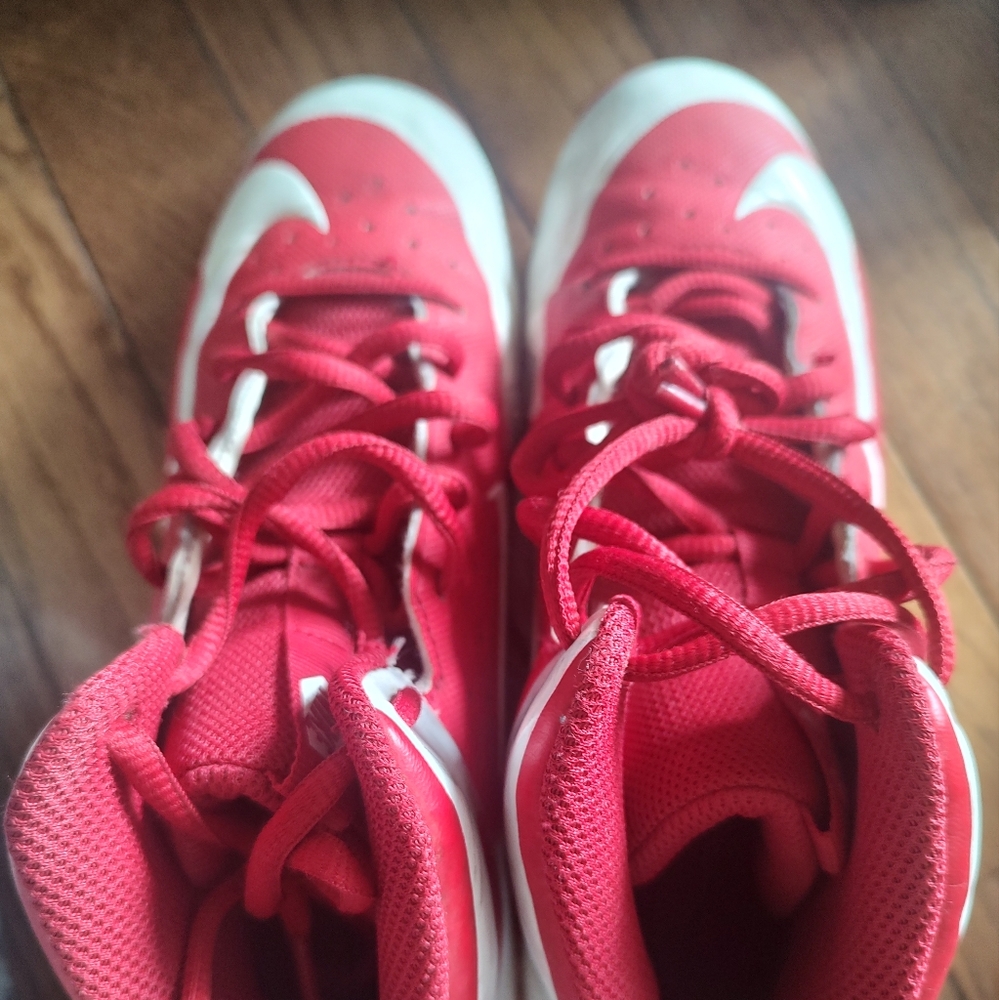 Football cleats